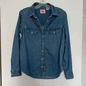 Levi's Denim Button Down size xs